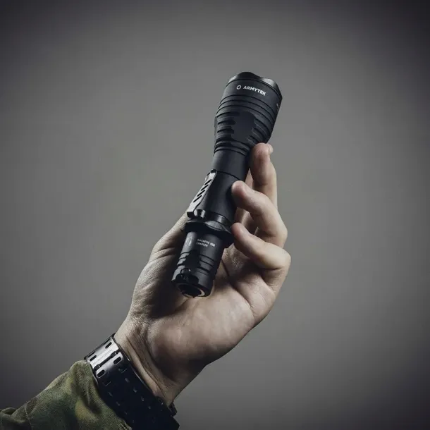 latarka-armytek-viking-pro-magnet-usb-white-marka-armytek