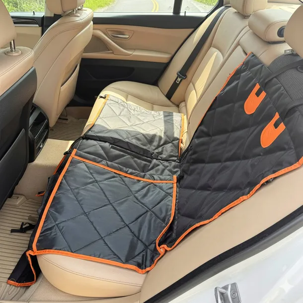 mata-samochodowa-dla-psa-maltan-kolor-czarny