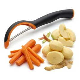 obieraczka-do-owocow-i-warzyw-solidny-skrobak-skrobaczka-fiskars
