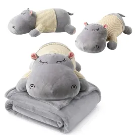 poduszka-hippo-60-x-35-cm-z-kocem-polarowym-chowanym-w-srodku-180x100cm