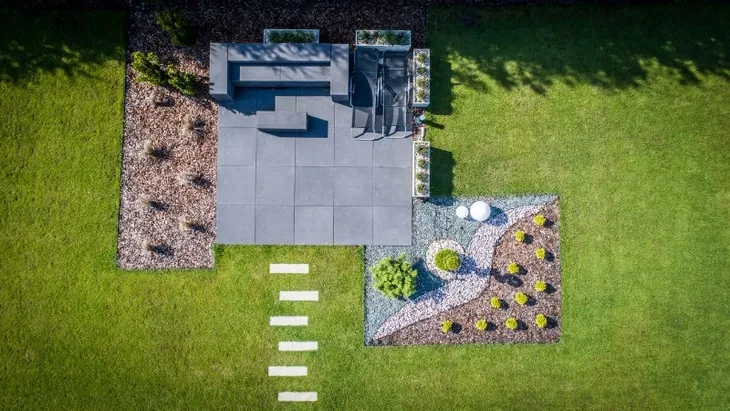 plyta-tarasowa-libet-maxima-betonowa-80x80x8cm-gama-kolorystyczna-wielokolorowy-grubosc-kostki-plyty-8-cm