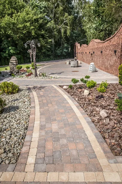 kostka-brukowa-libet-merano-antico-grubosc-6cm-stan-nowy-gama-kolorystyczna-wielokolorowy