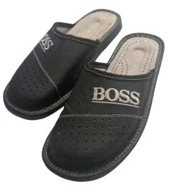 kapcie-meskie-skora-naturalna-licowa-haft-boss-pantofle-klapki-czarne-r-41