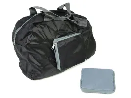 torba-podrozna-zapinana-na-zamek-skladana-do-etui-na-silownie-urlop