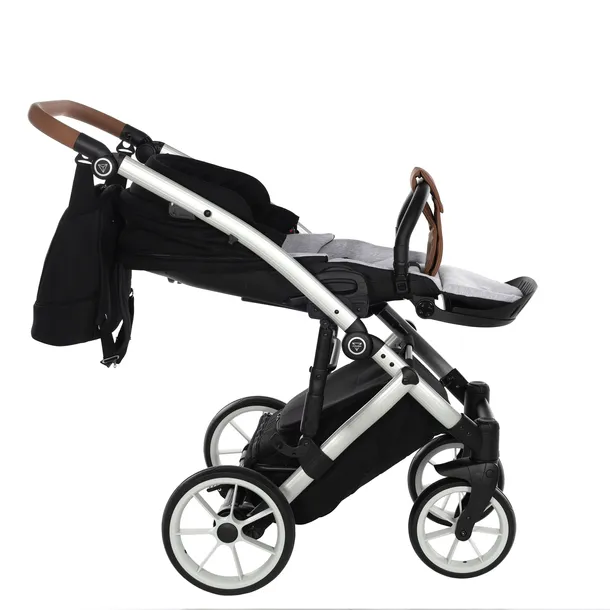 wozek-dzieciecy-junama-space-2w1-04-model-space