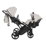 wozek-blizniaczy-junama-basic-duo-slim-v2-3w1-05-akcesoria-w-zestawie-adaptery-do-fotelika-folia-przeciwdeszczowa-mata-do-przewijania-materac-moskitiera-oslona-na-nozki-torba-do-wozka-uchwyt-na-kubek