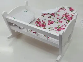 biala-kolyska-dla-lalek-z-posciela-bawelna-minky