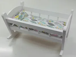 kolyska-dla-lalek-biala-posciel-z-materacem