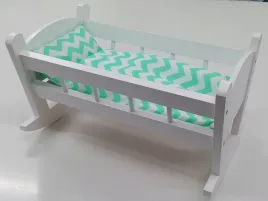 kolyska-dla-lalek-biala-posciel-z-materacem