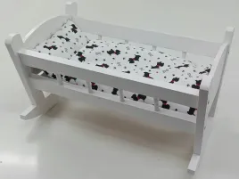 kolyska-dla-lalek-biala-posciel-z-materacem