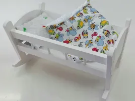 biala-kolyska-dla-lalek-z-posciela-bawelna-minky