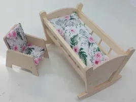 kolyska-z-posciela-fotelik-dla-lalek-zabawki-drewniane