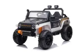 pojazd-jeep-monster-bialy