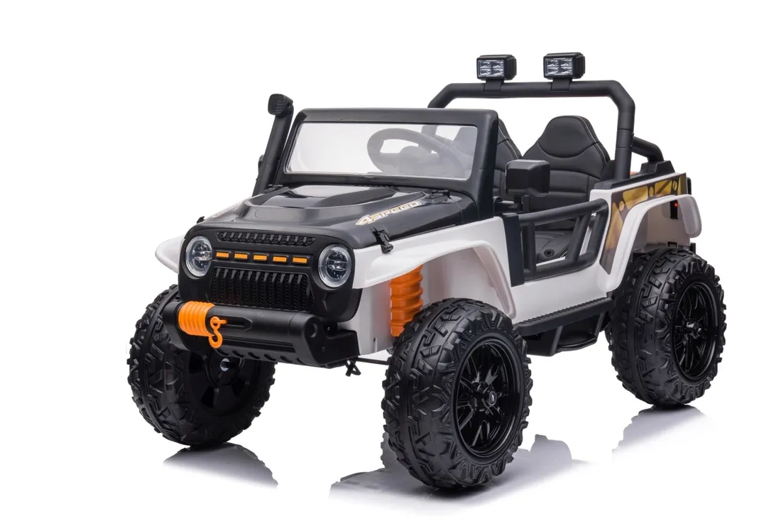 pojazd-jeep-monster-bialy