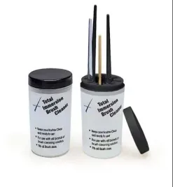 pojemnik-do-czyszczenia-przechowywania-pedzelkow