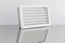 kratka-ventlab-ze-stala-zaluzja-240x170-biala
