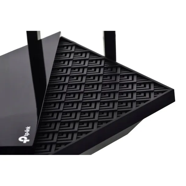 router-tp-link-archer-ax72-pro-szerokosc-50-mm