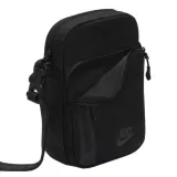 saszetka-nike-elemental-premium-one-size-stan-nowy