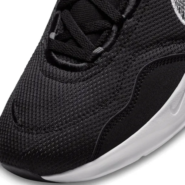 buty-nike-legend-essential-3-next-nature-zapiecie-sznurowane