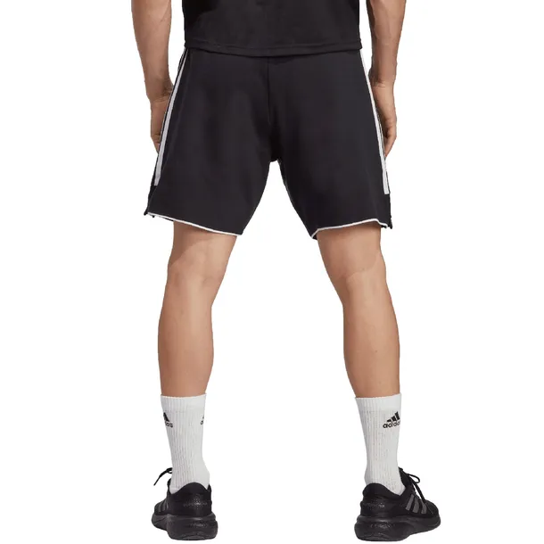 spodenki-adidas-tiro-23-sweat-liczba-kieszeni-2