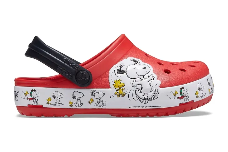 klapki-crocs-flame-czerwony-w-marka-crocs