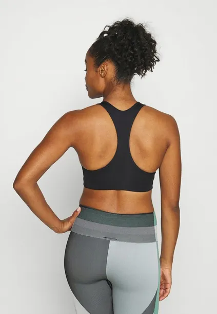 biustonosz-nike-swoosh-w-kod-producenta-bv3636