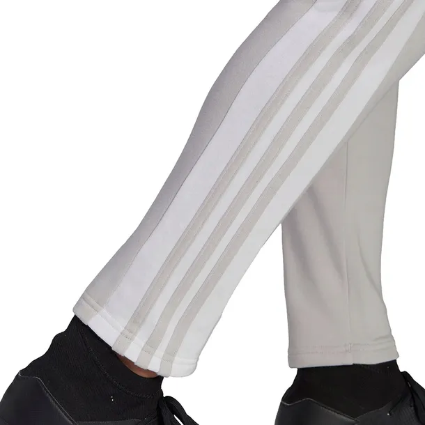 spodnie-adidas-squadra-21-cechy-dodatkowe-brak