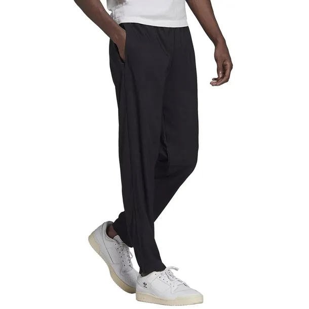 spodnie-adidas-entrada-22-presentation-material-dominujacy-poliester