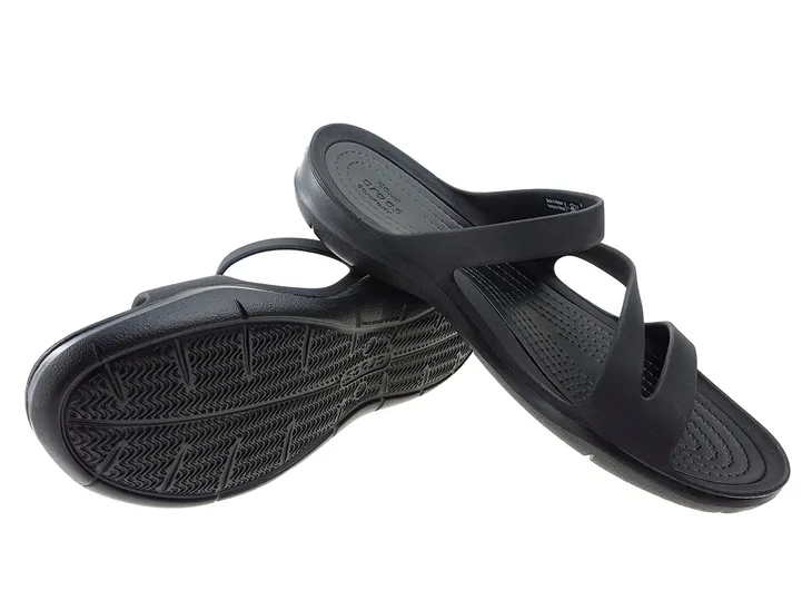 crocs-swiftwater-sandal-w-czarne-rozmiar-38