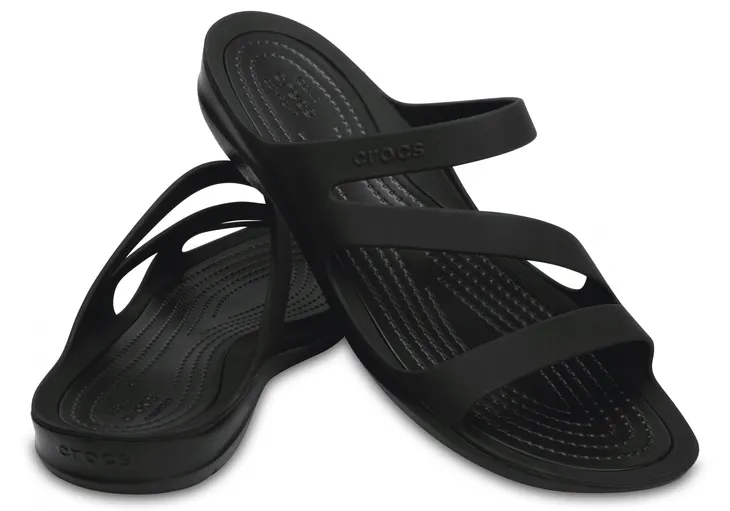 crocs-swiftwater-sandal-w-czarne-wzor-dominujacy-bez-wzoru