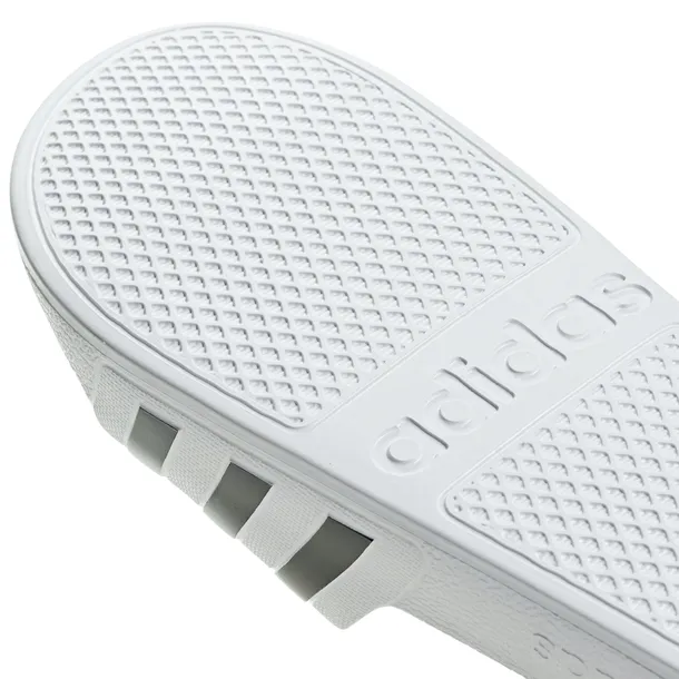 klapki-adidas-adilette-aqua-biale-fason-klapki