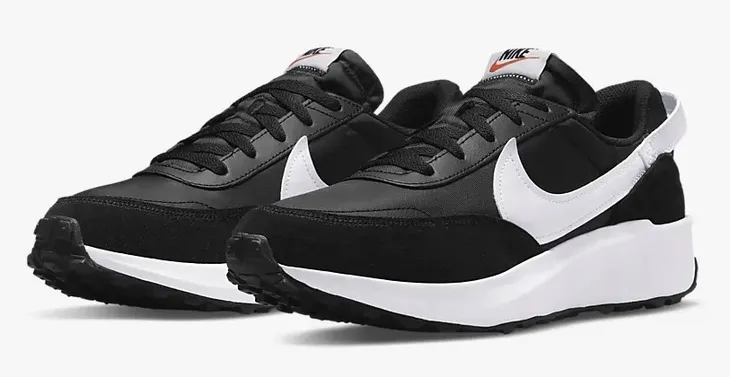 buty-nike-waffle-debut-kolor-podeszwy-granatowy