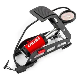 pompka-nozna-samochodowa-z-manometrem-amio-polska