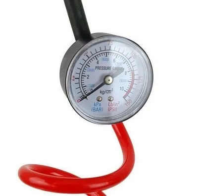 kompresor-samochodowy-dwutlokowy-z-manometrem-12v-marka-amio-kod-producenta-01136-stan-nowy