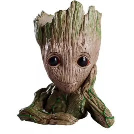 doniczka-groot-straznicy-galaktyki-na-biurko-kwiat-przybornik-organizer