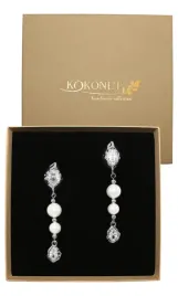 srebrne-kolczyki-perlowe-perly-podluzne-lekkie-eleganckie-slub-swarovski