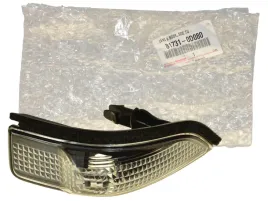 toyota-yaris-iii-11-20-lampka-kierunkowskazu-lusterka-prawa