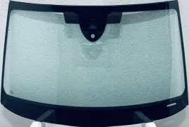 szyba-czolowa-audi-a8-d5-2022-akustyka-kamera-sensor-hud