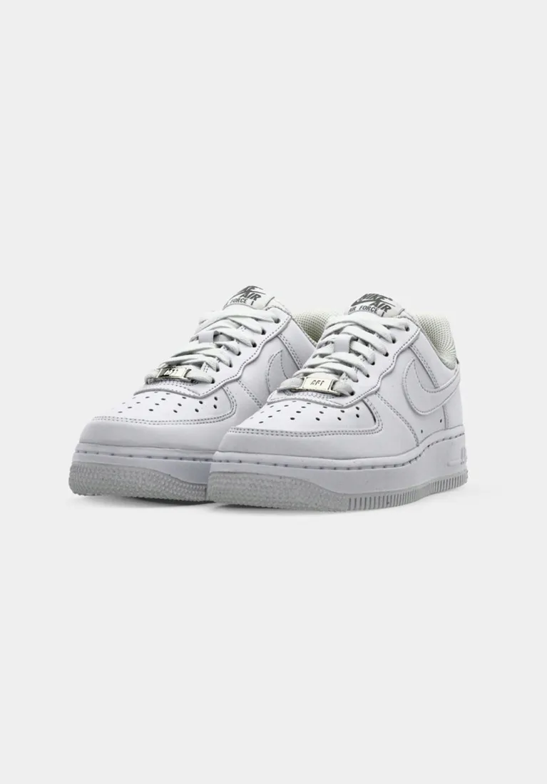 buty-damskie-nike-air-force-1-biale-or-38