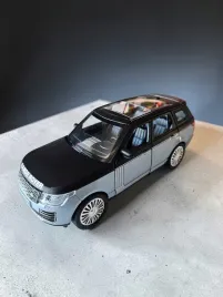 model-land-rover-range-rover-skala-1-24