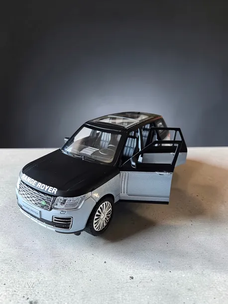 model-land-rover-range-rover-skala-1-24-stan-nowy-wiek-6-lat