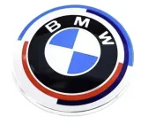 bmw-emblemat-82mm-na-maske-klape-znaczek-logo-tulejki-e60-e61-e90-e91-e92-stan-nowy