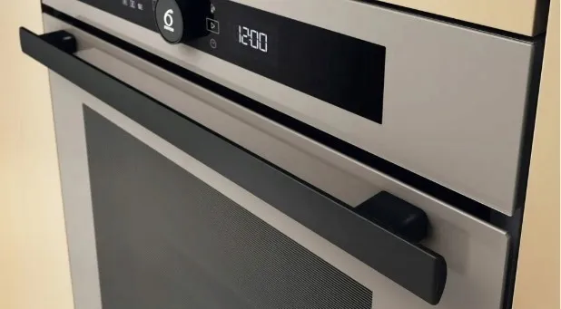 piekarnik-whirlpool-woi4s8hm2sea