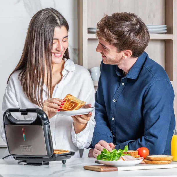 opiekacz-do-kanapek-black-decker-bxsa753e-szerokosc-produktu-24-cm