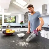 odkurzacz-akumulatorowy-blackanddecker-nvc115w