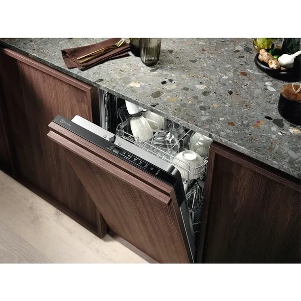 zmywarka-electrolux-eea12100l-marka-electrolux