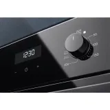piekarnik-parowy-steam-bake-600-eod5c50z-kolor-dominujacy-czarny