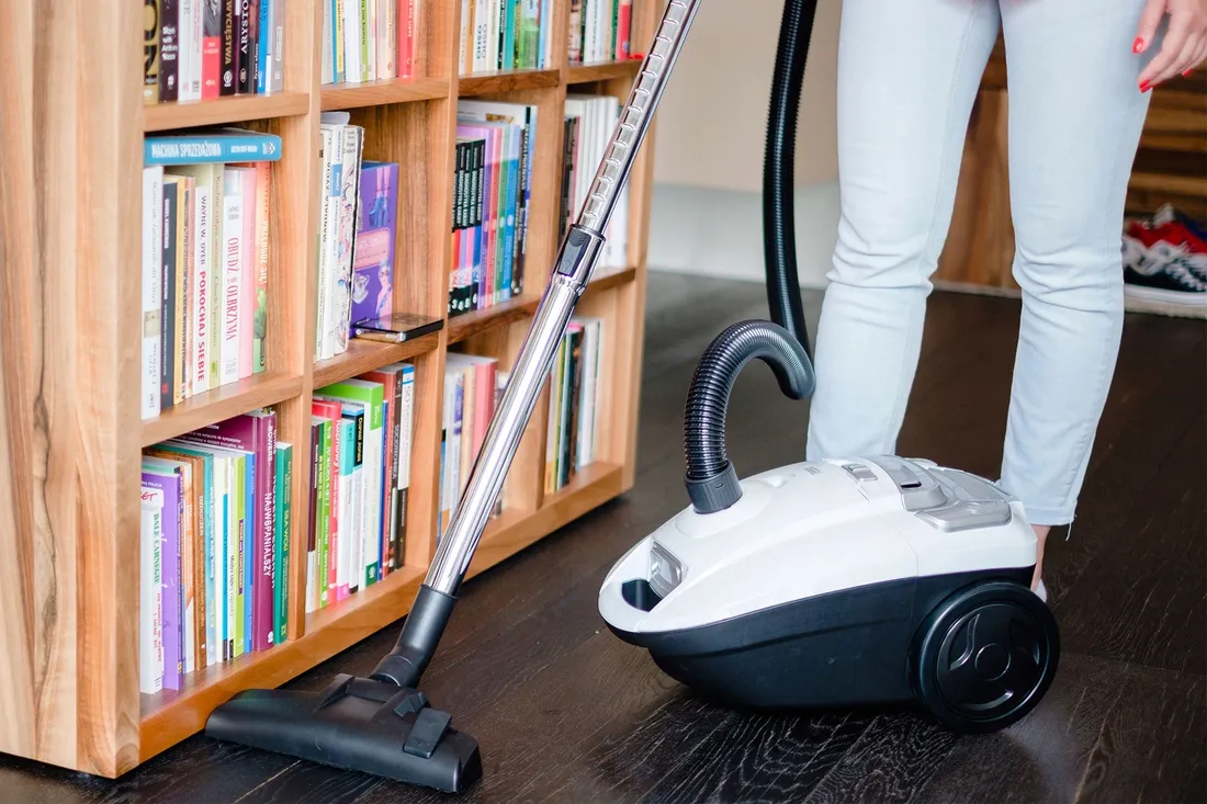 odkurzacz-workowy-eco-white-700-stan-nowy