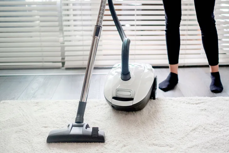 odkurzacz-workowy-eco-white-700-cechy-dodatkowe-brak-brak