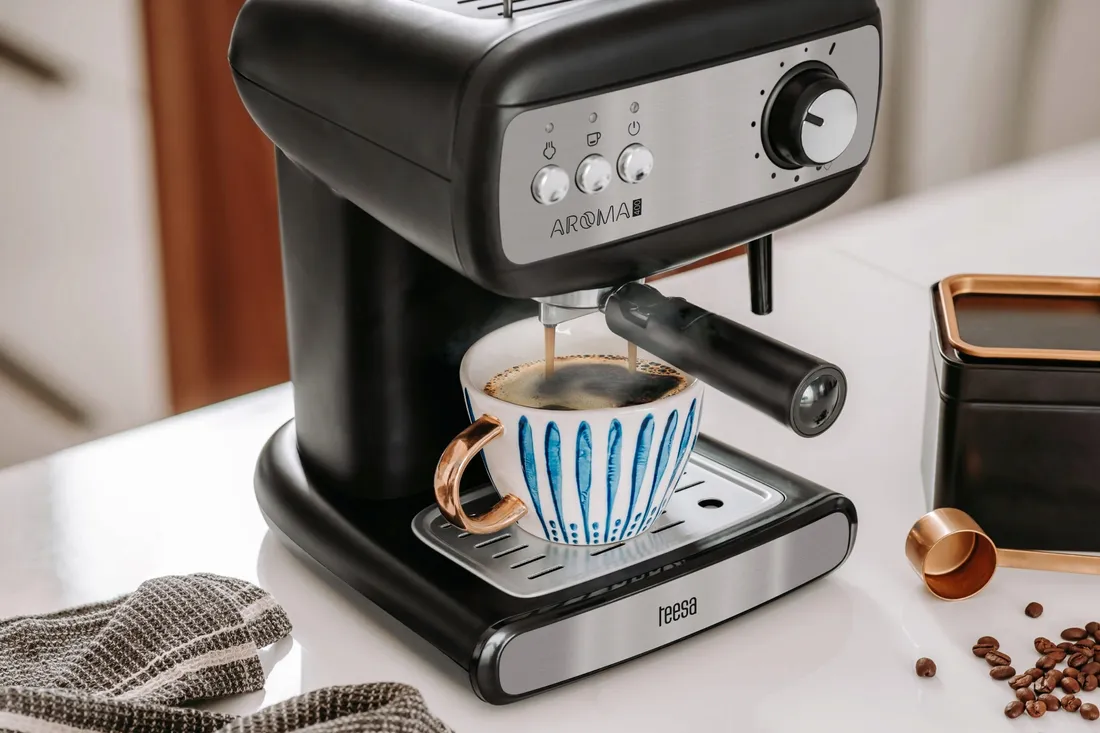 kolbowy-ekspres-do-kawy-teesa-aroma-400